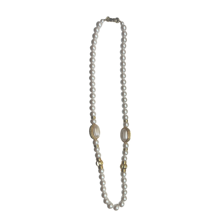 Vintage Richelieu Faux Pearl Necklace