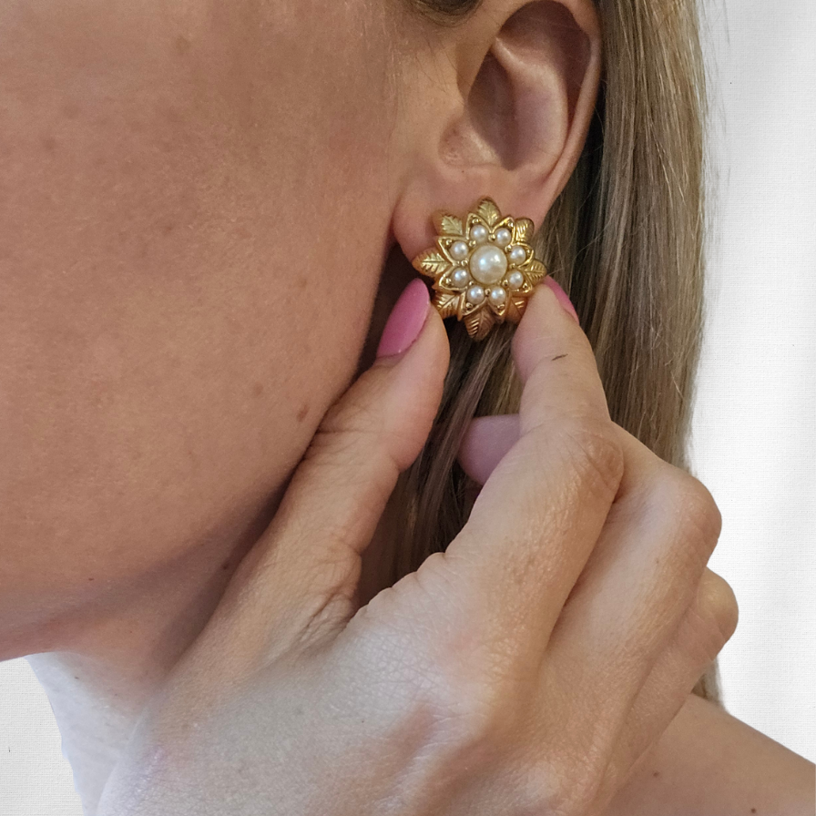 Vintage Gold Faux Pearl Flower Earrings