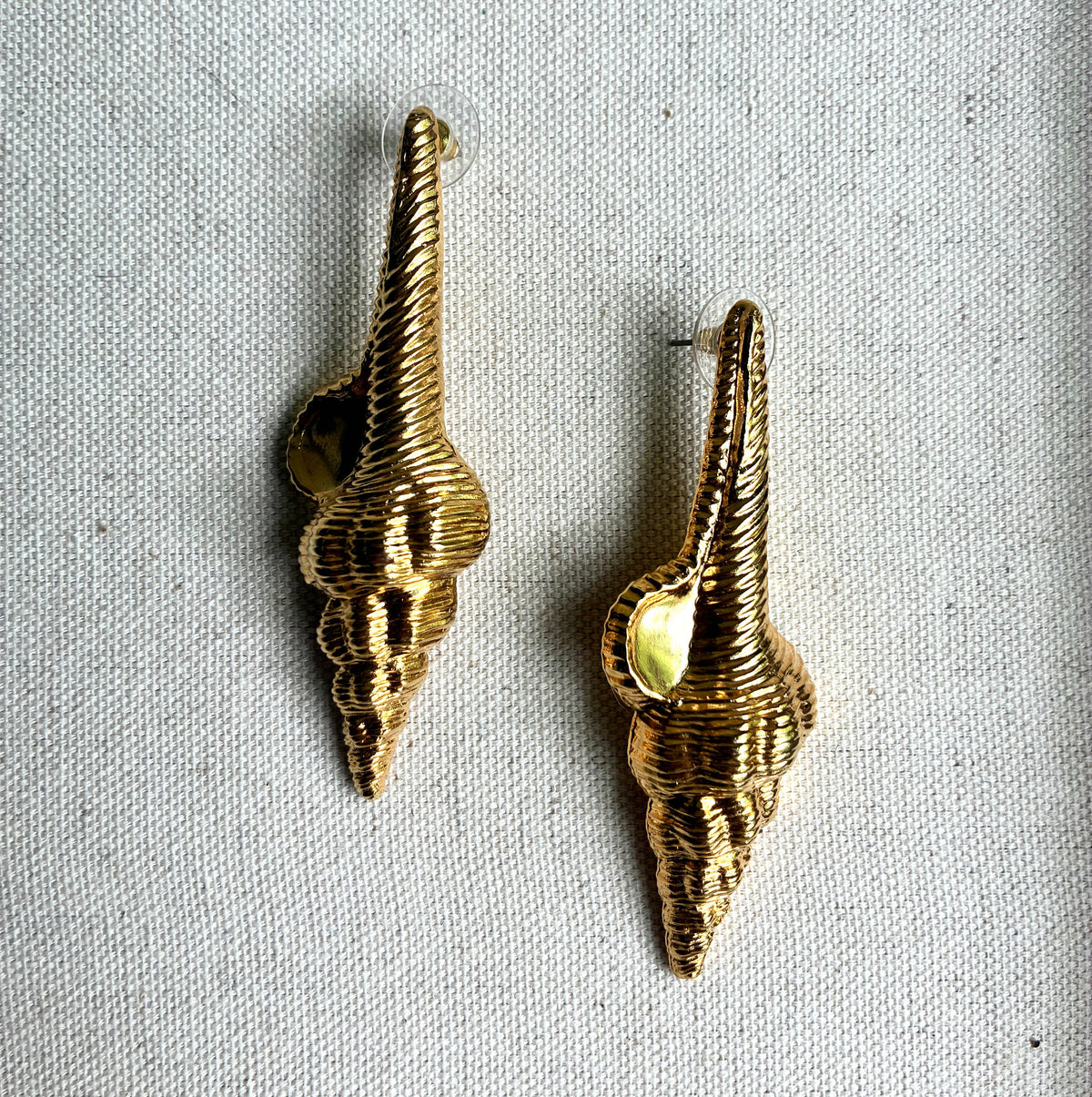Linda Gold Shell Post Earrings