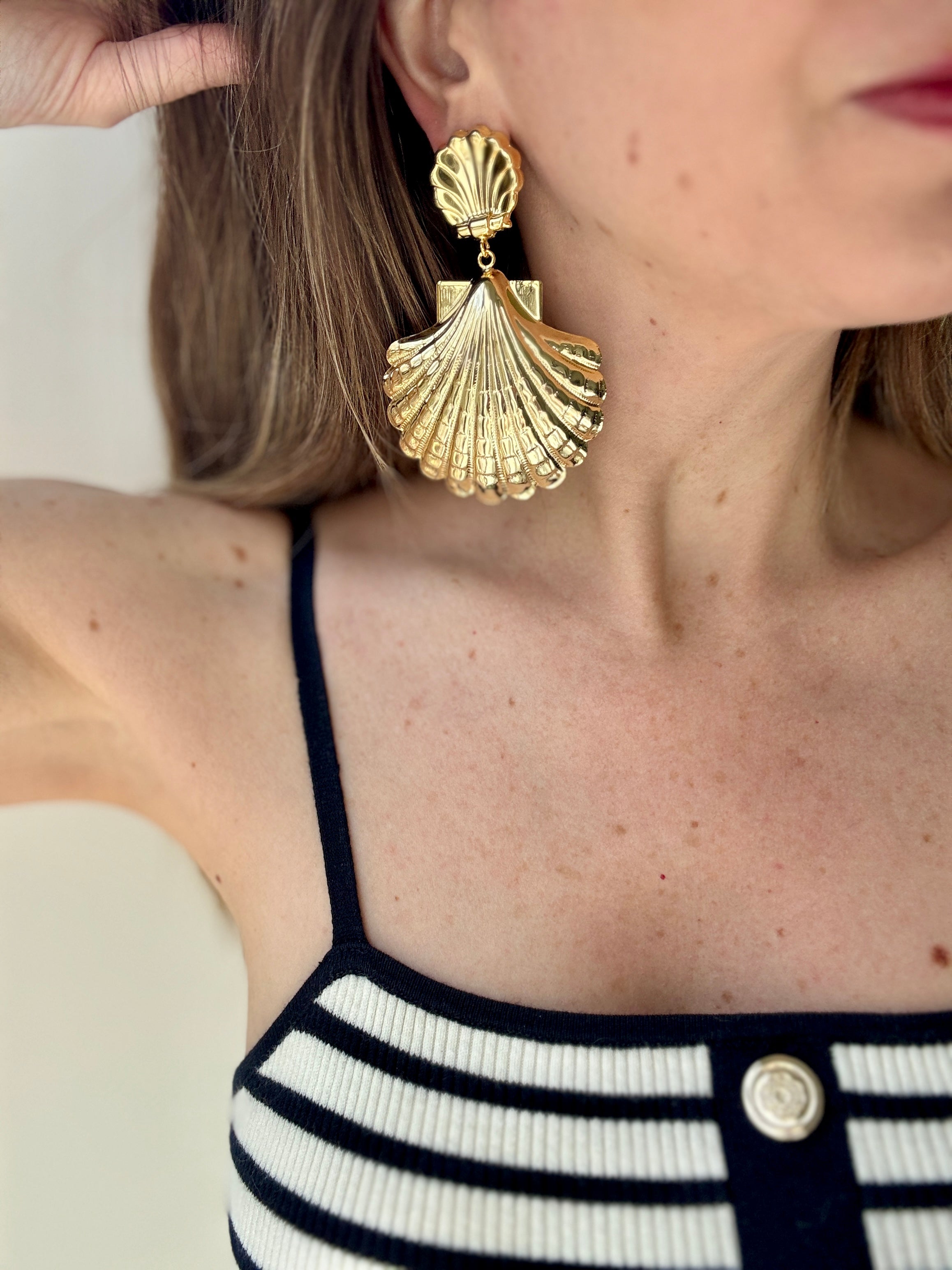 Kiki Gold Shell Earrings