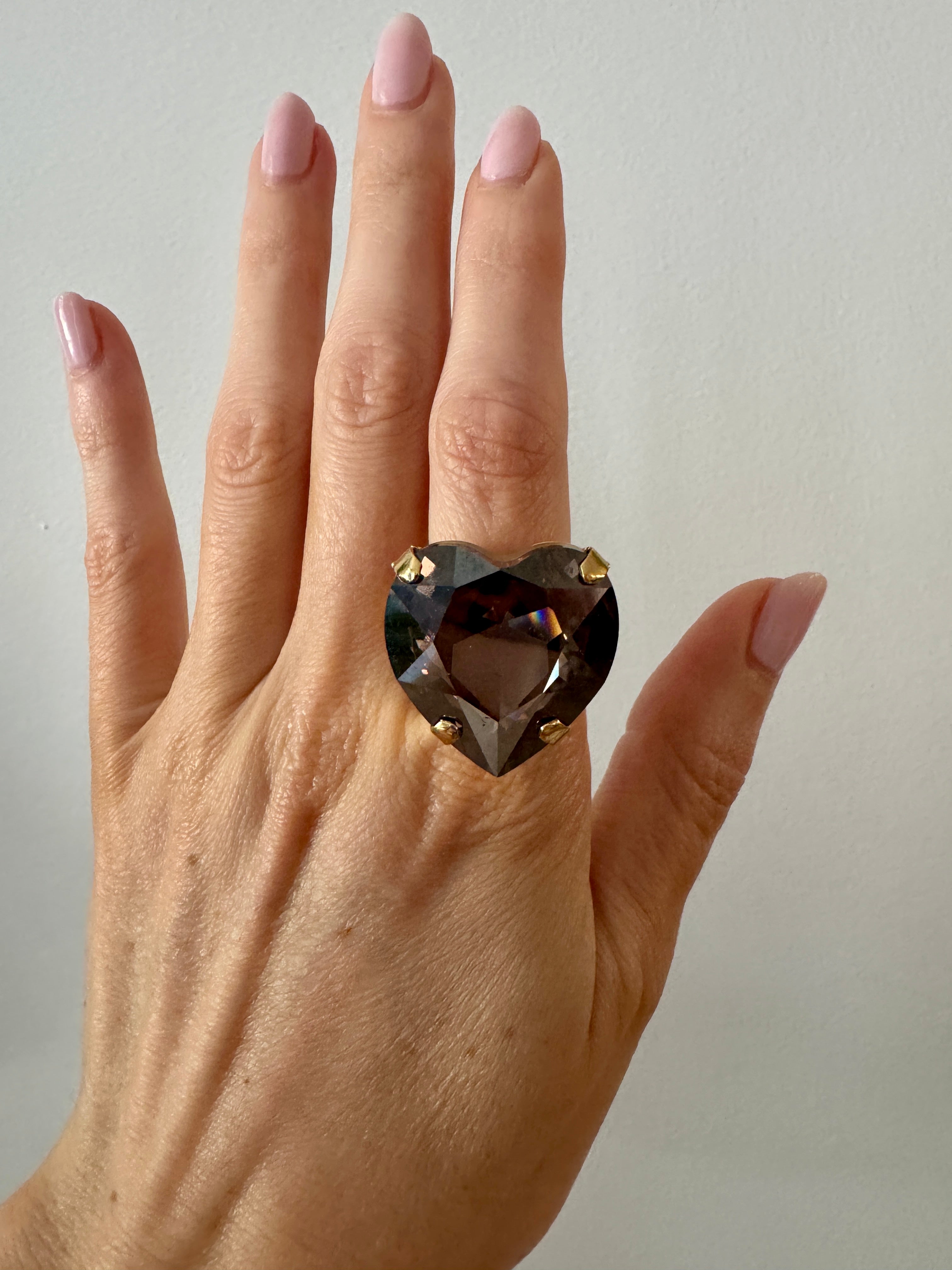 Huge Crystal Heart Ring Four Colors