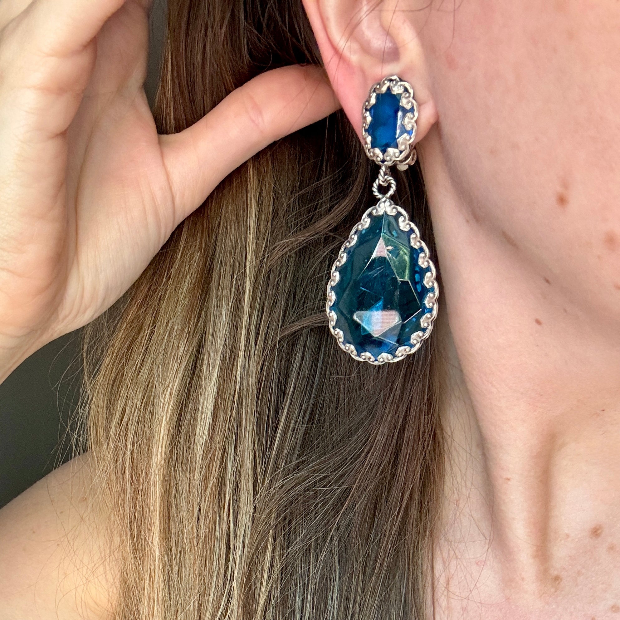 80s French Blue Crystal Drop Earrings