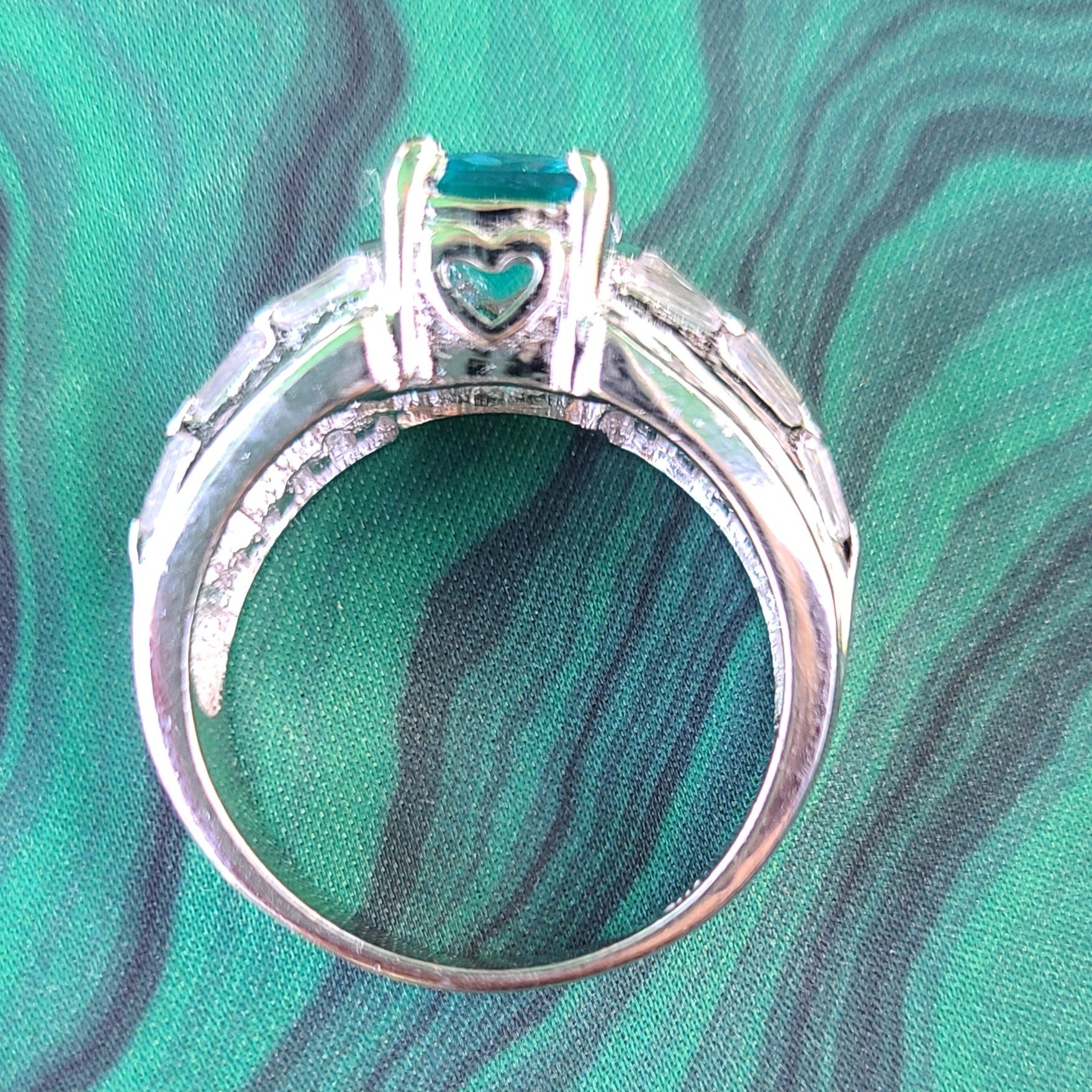 Sparkling Blue Crystal 90s Ring Size 9