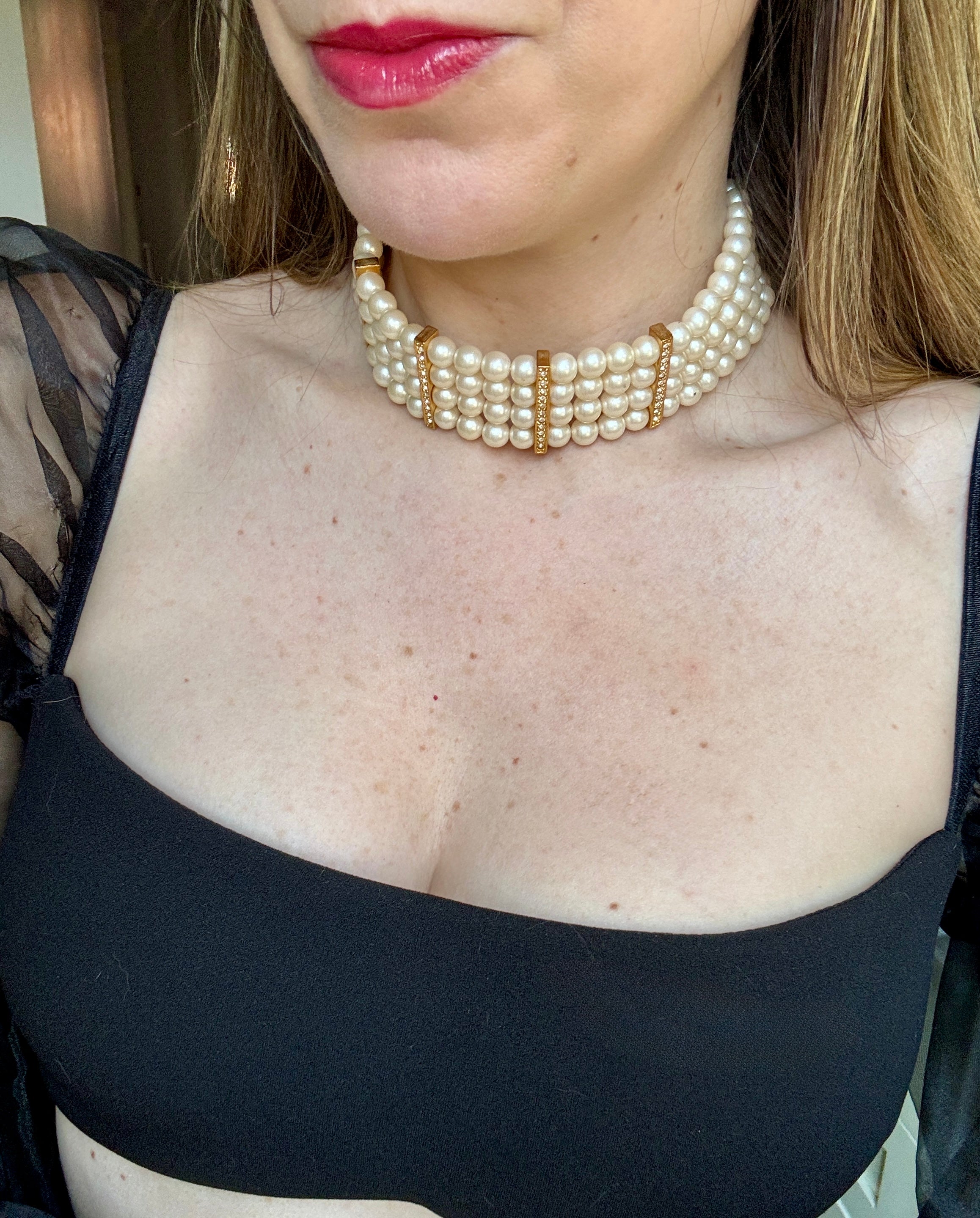 Elegant 90s Multi Row Pearl Choker Necklace