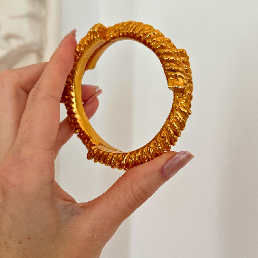 Vintage French Twist Gilt Resin Bangle