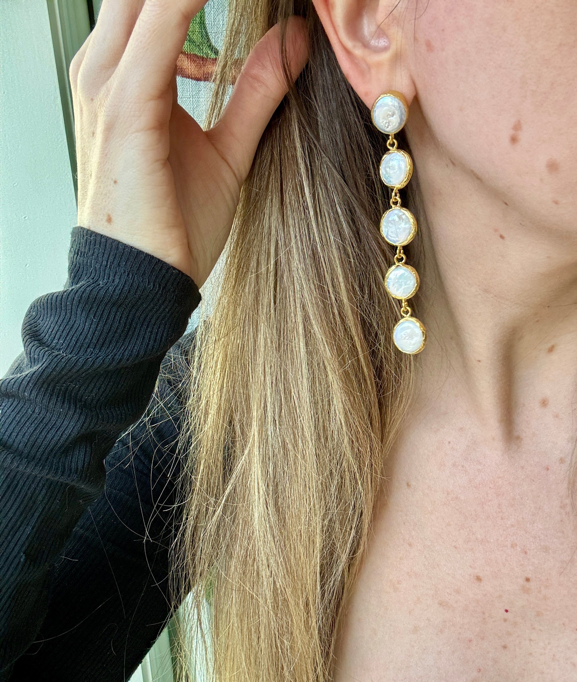 Freshwater Pearl Dangle Earrings