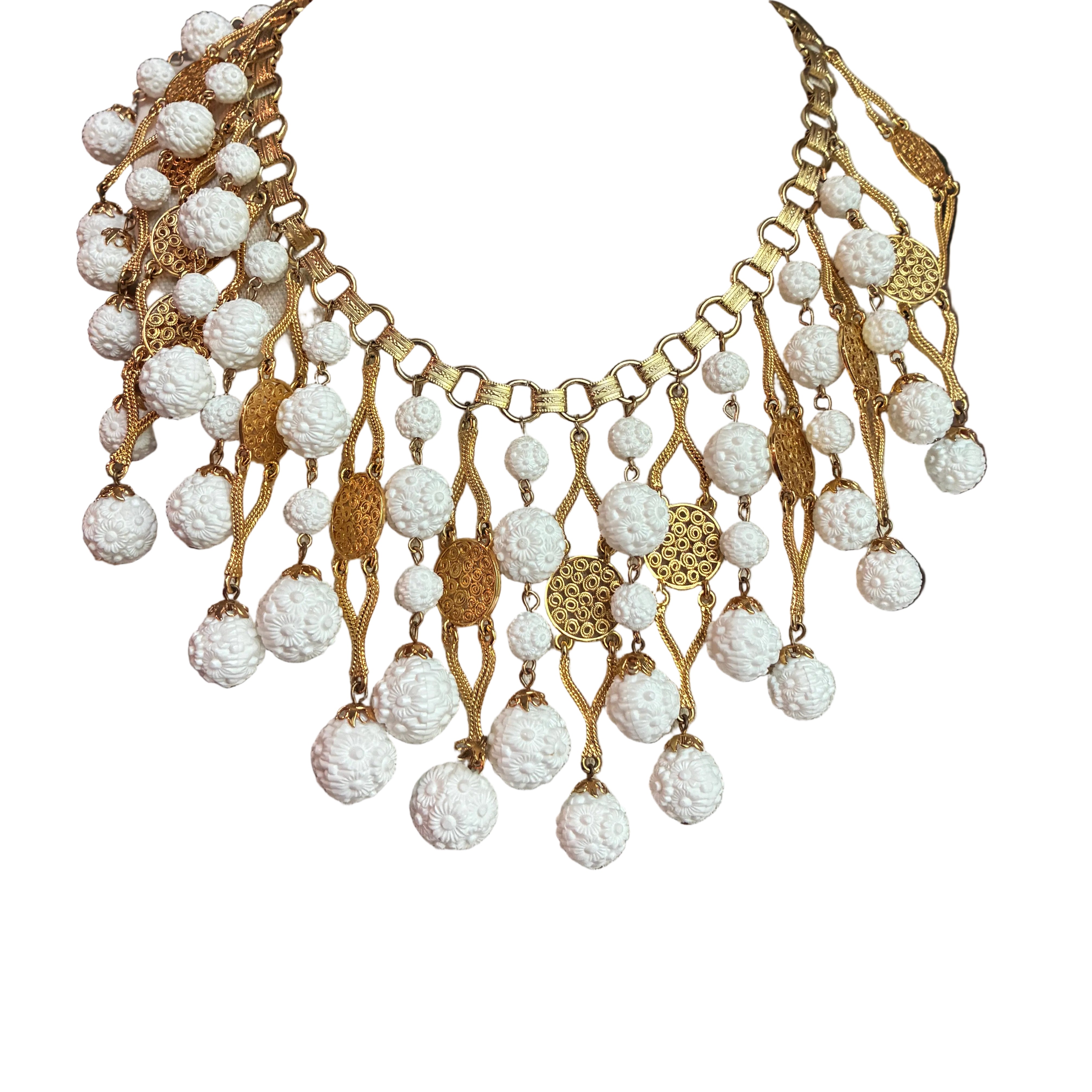 Vintage 1960s White & Gold Statement Collar Necklace