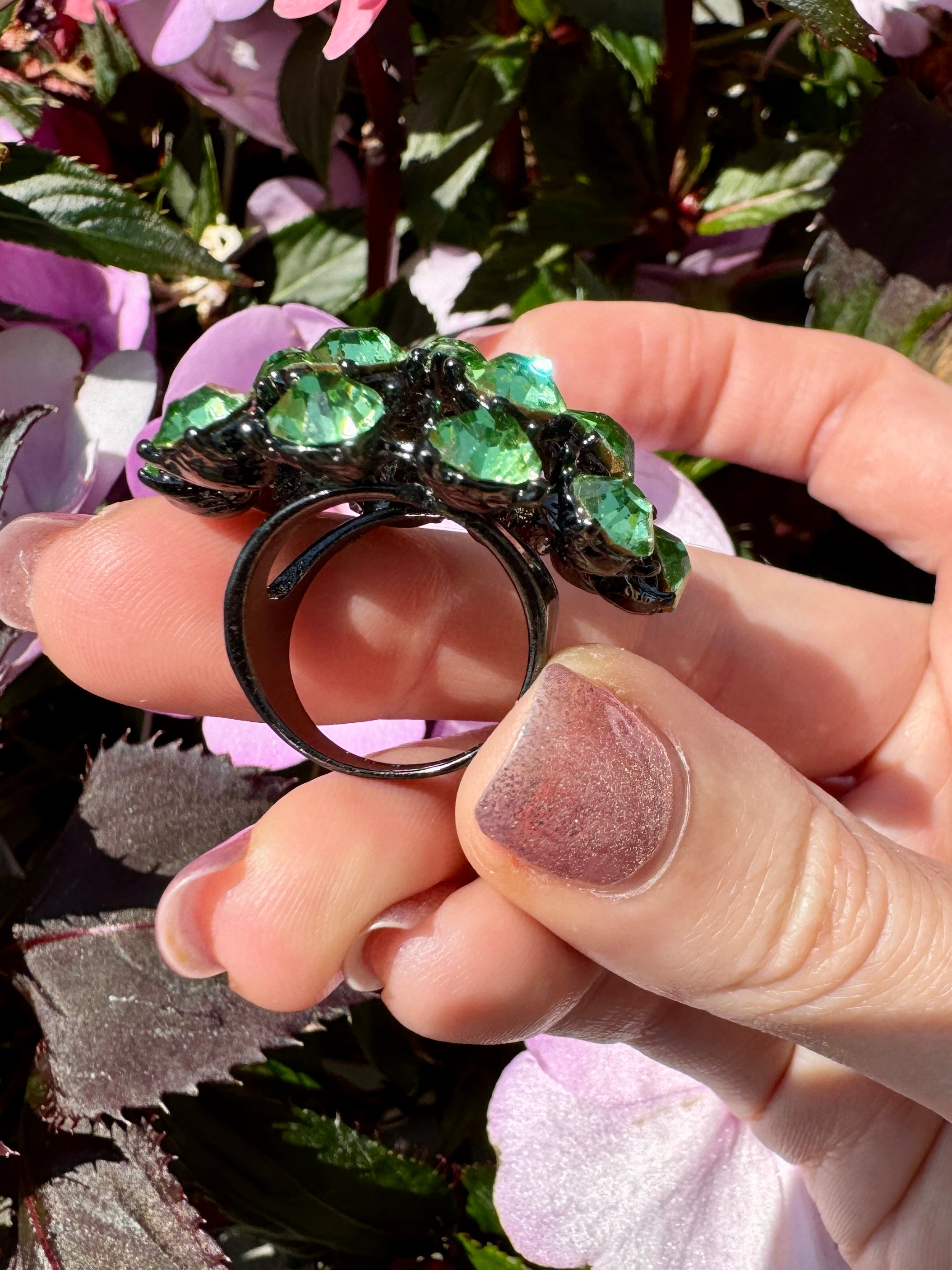 Gorgeous Green Crystal Cocktail Ring Size 6