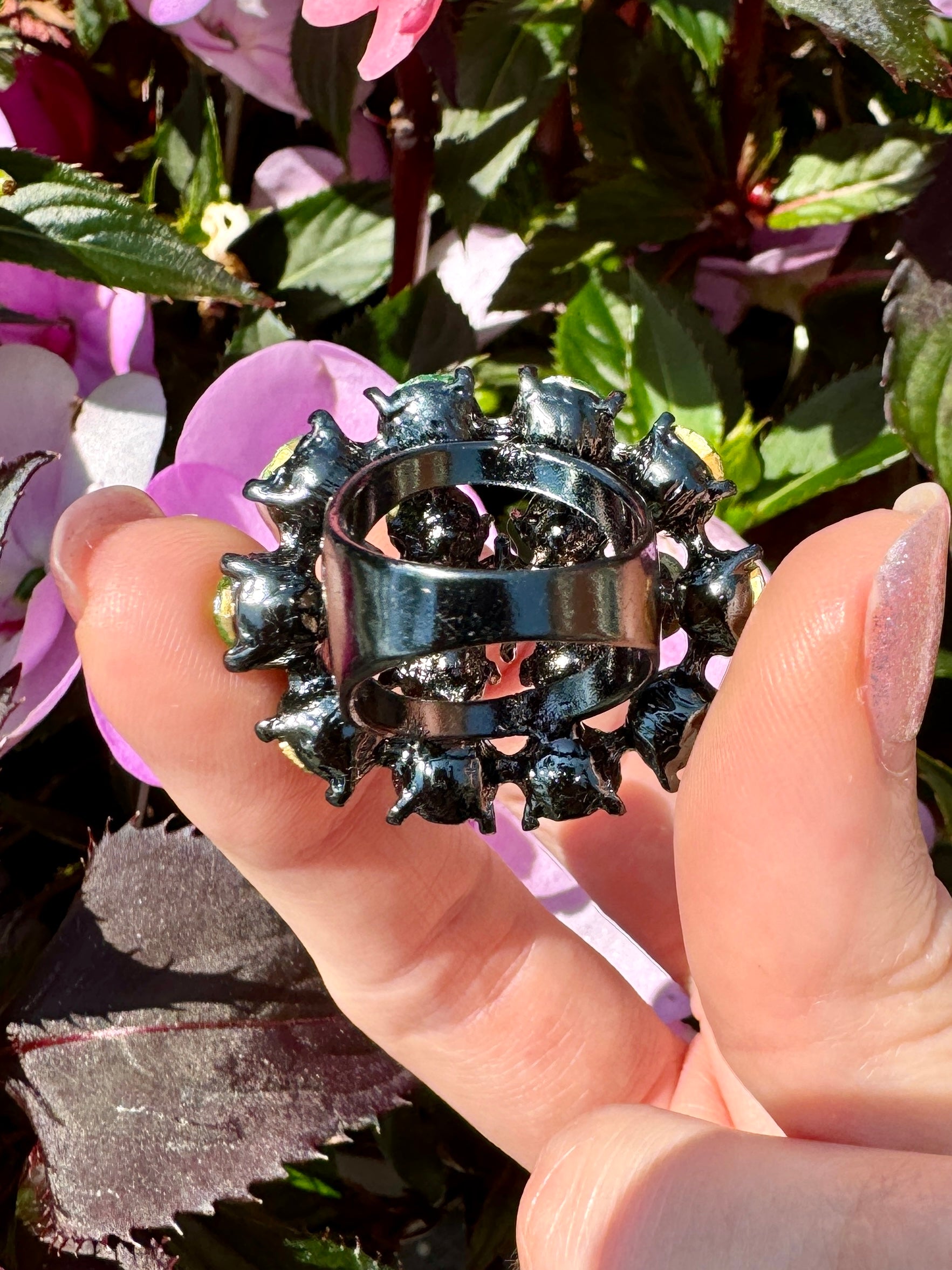 Gorgeous Green Crystal Cocktail Ring Size 6