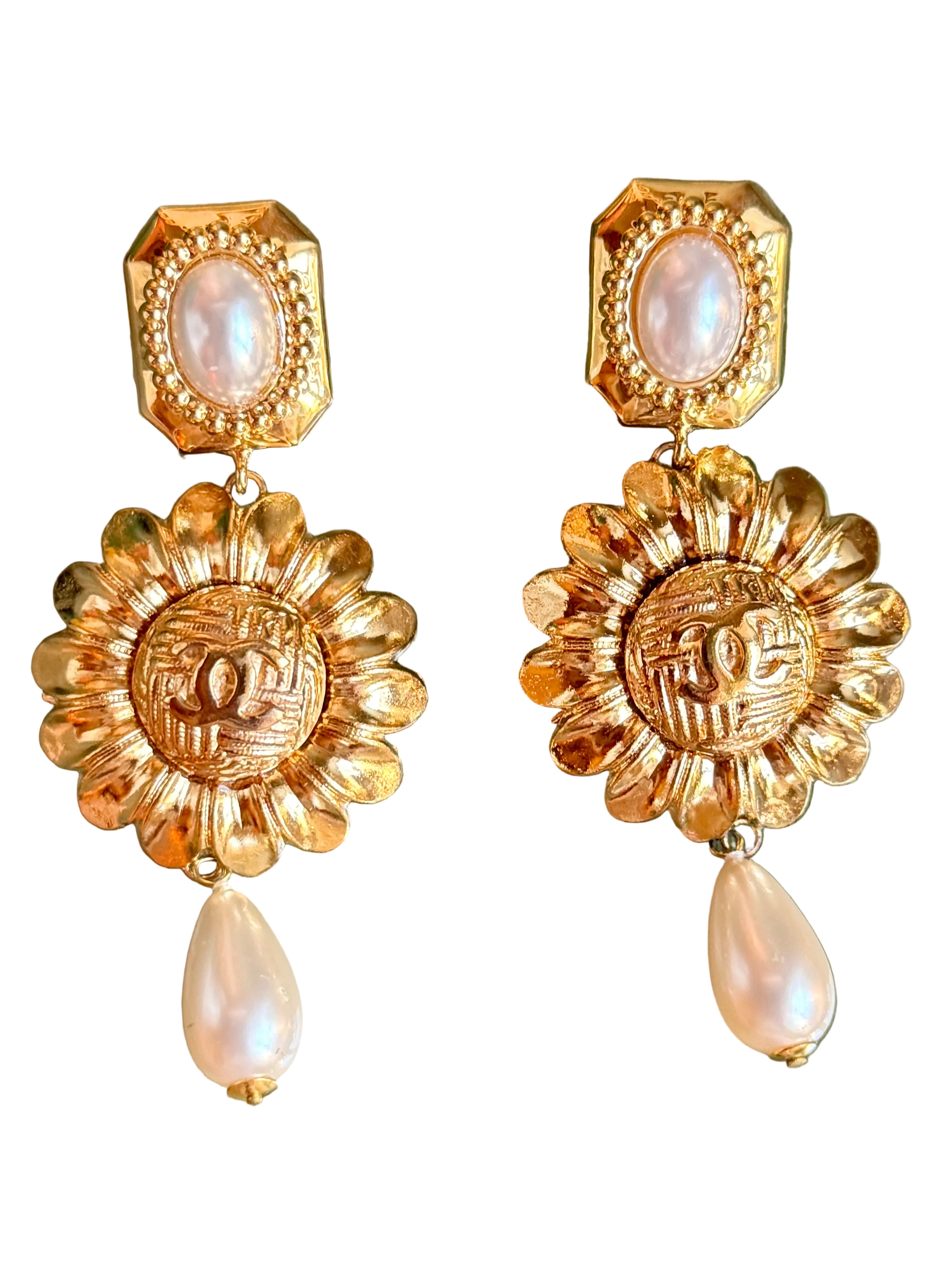 Vintage Chanel Button Flower Pearl Drop Earrings