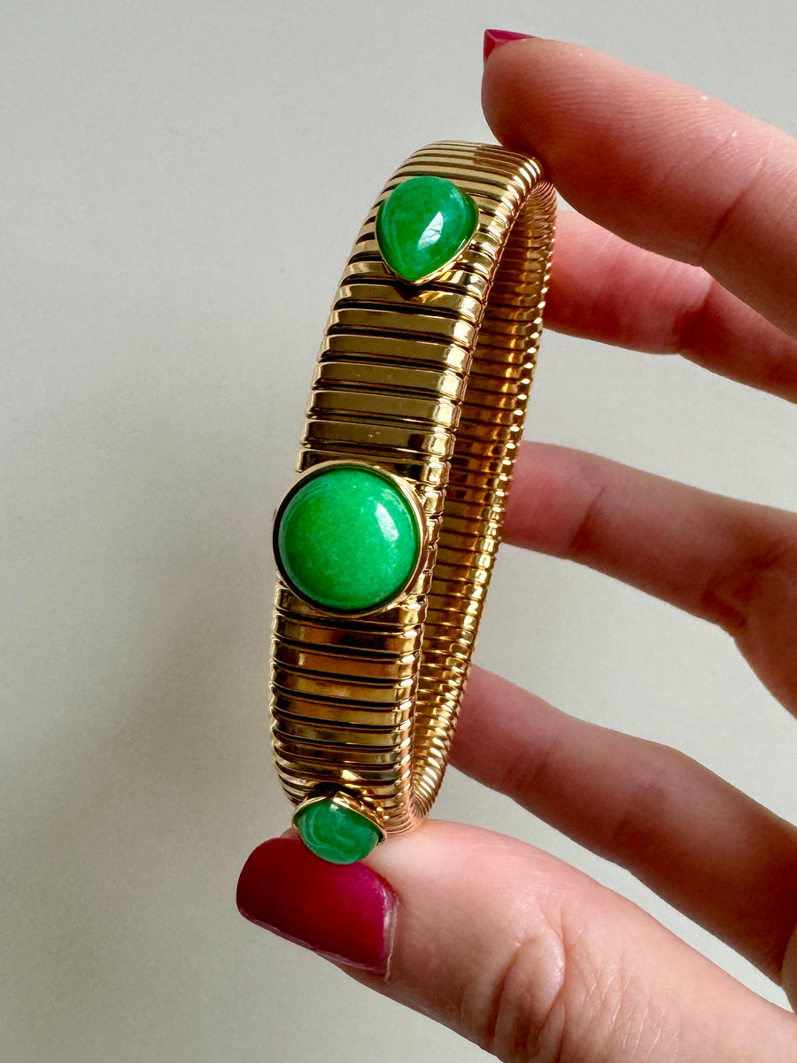 Round Green Stone Gold Cobra Bracelet