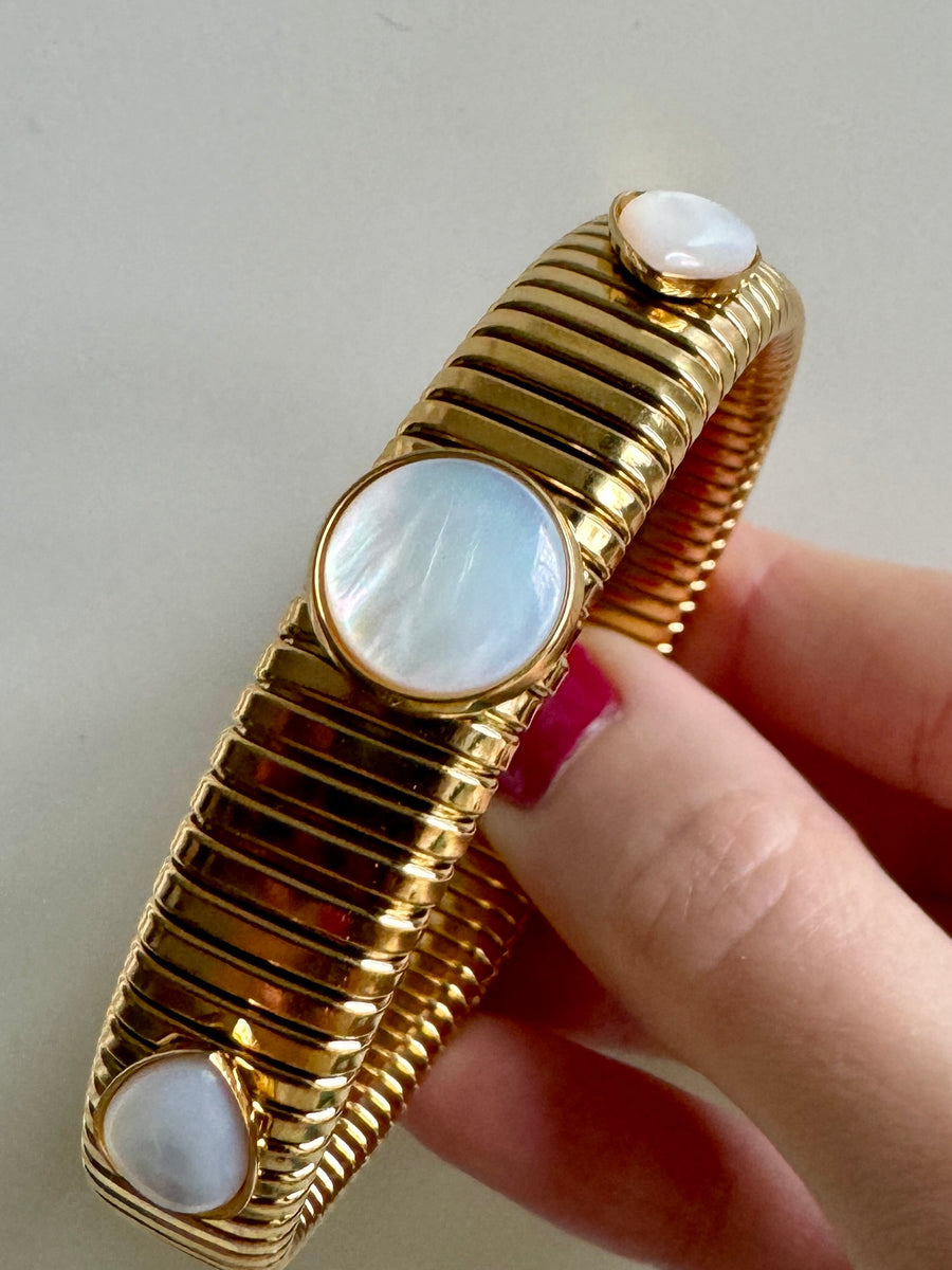 Round and Pear Shaped Mother of Pearl Gold Cobra Bracelet