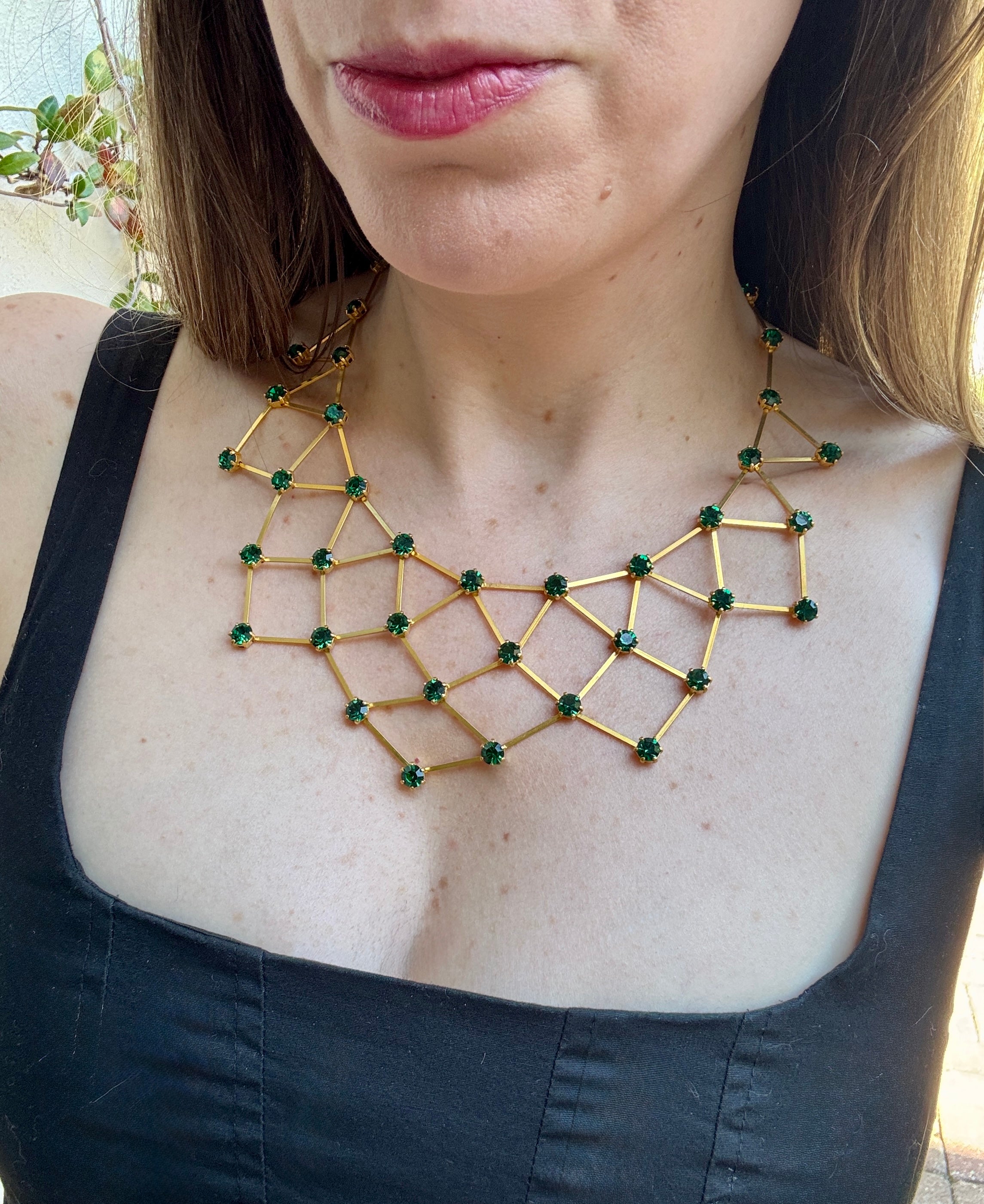 1960s French Emerald Green Crystal Gold Collar Necklace