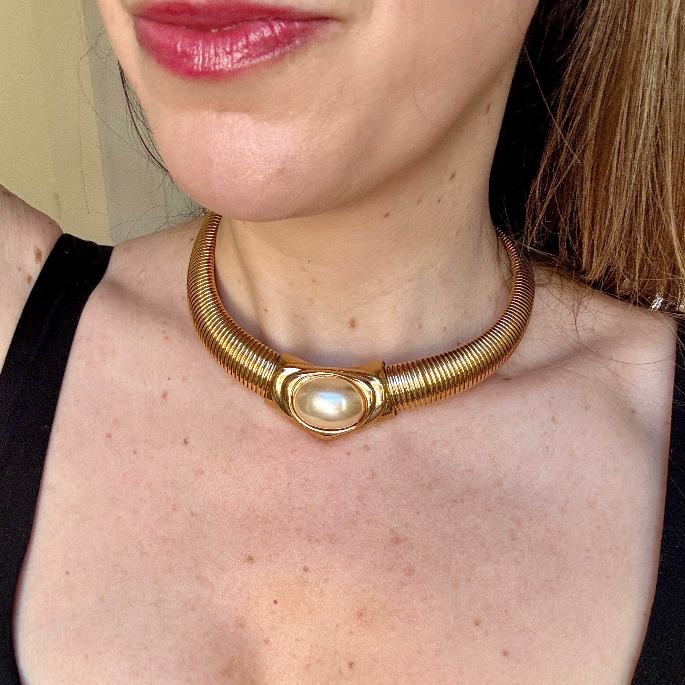 70s Pearl Gold Omega Necklace