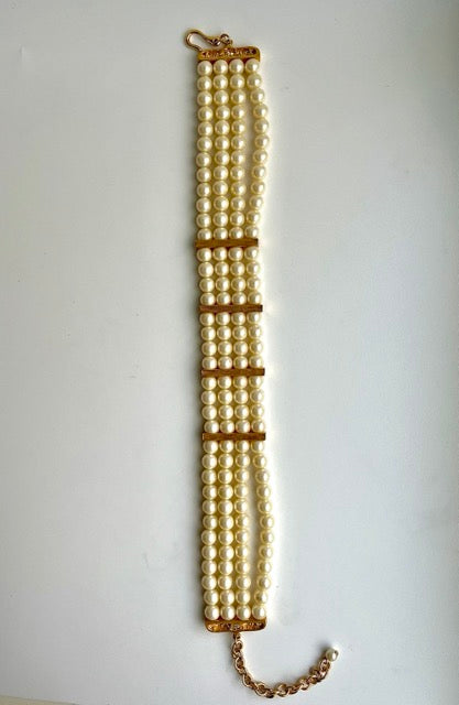 Elegant 90s Multi Row Pearl Choker Necklace