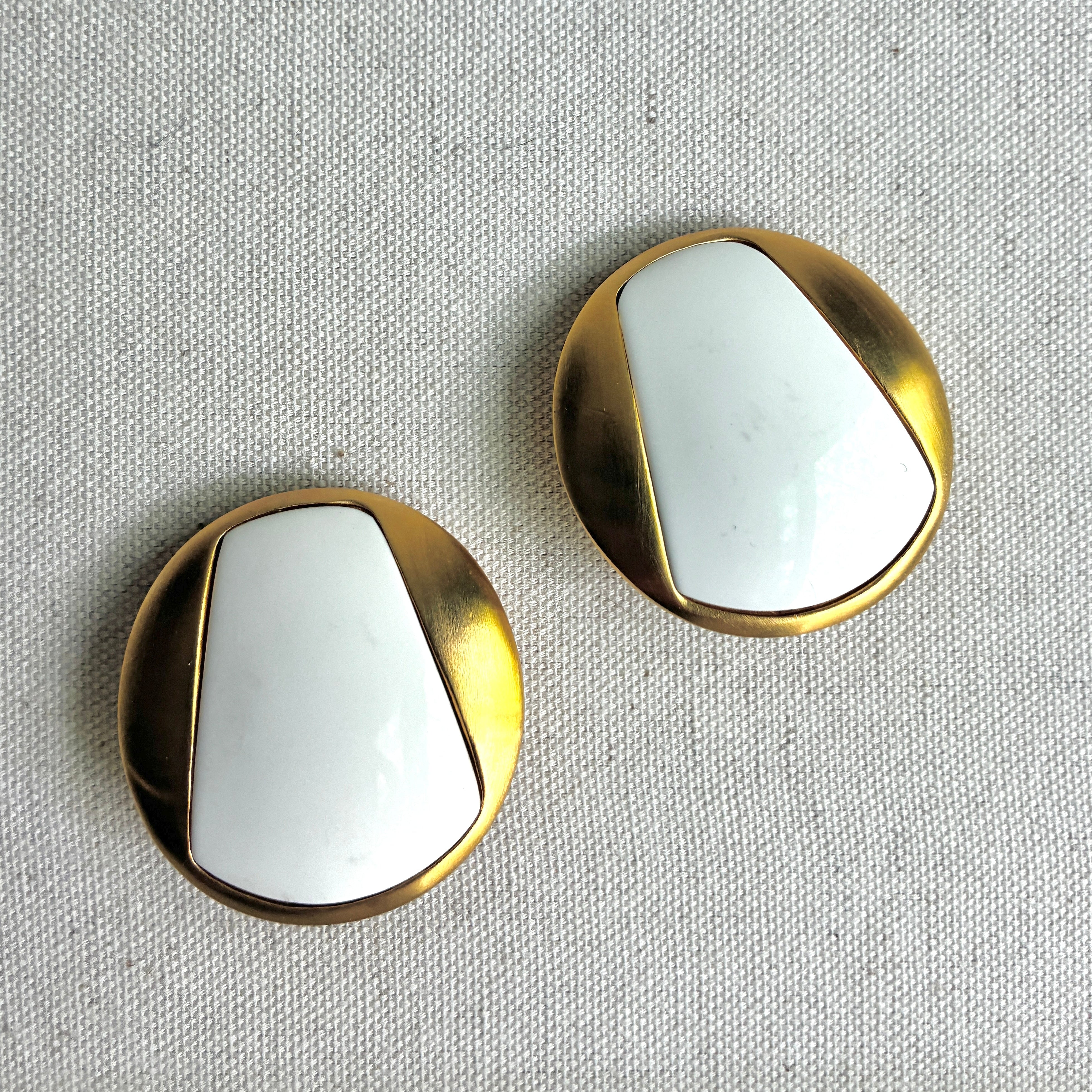 Vintage Essex White and Gold Button Earrings