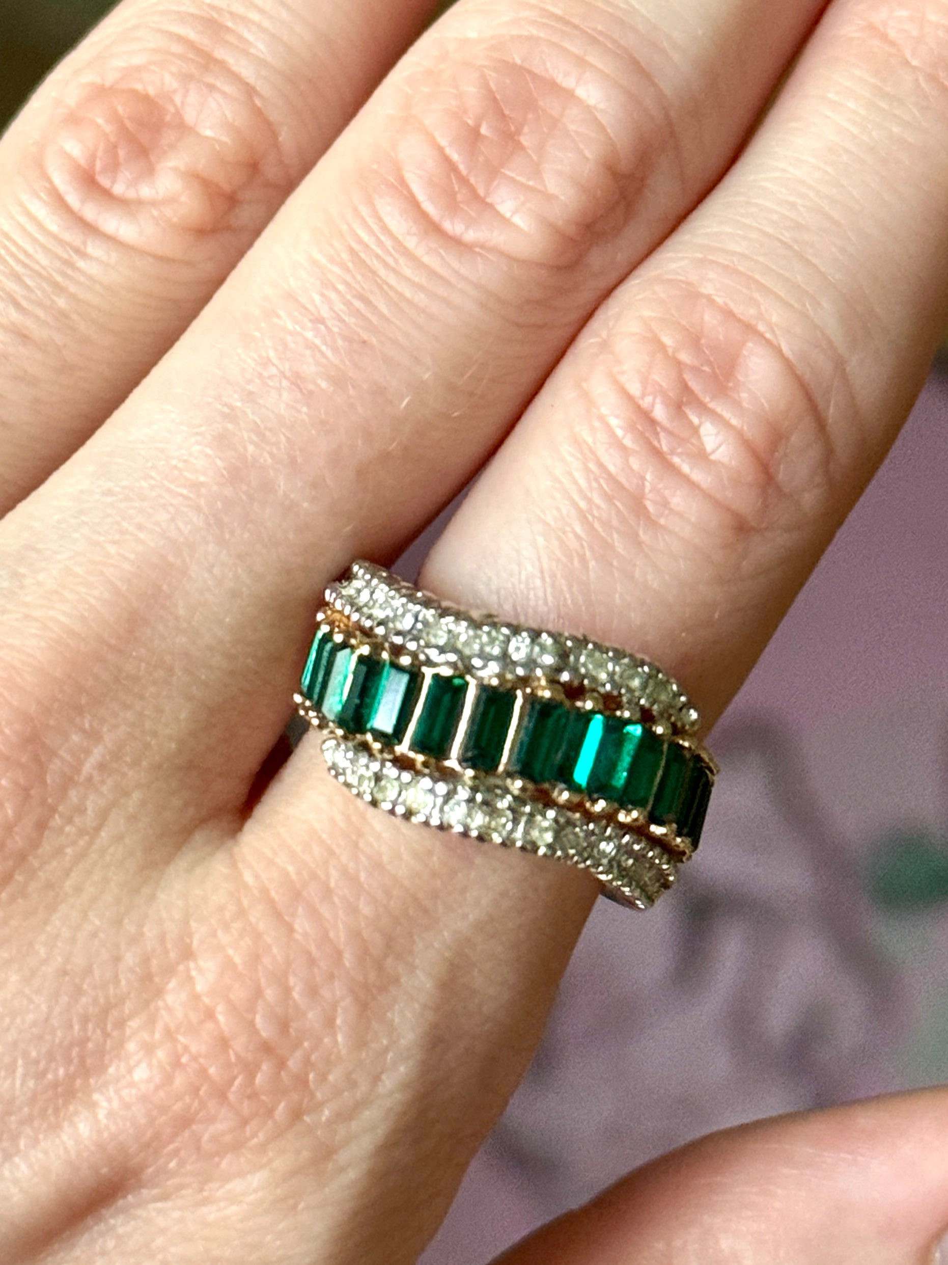 Emerald Crystal Wave Ring Size 7.75