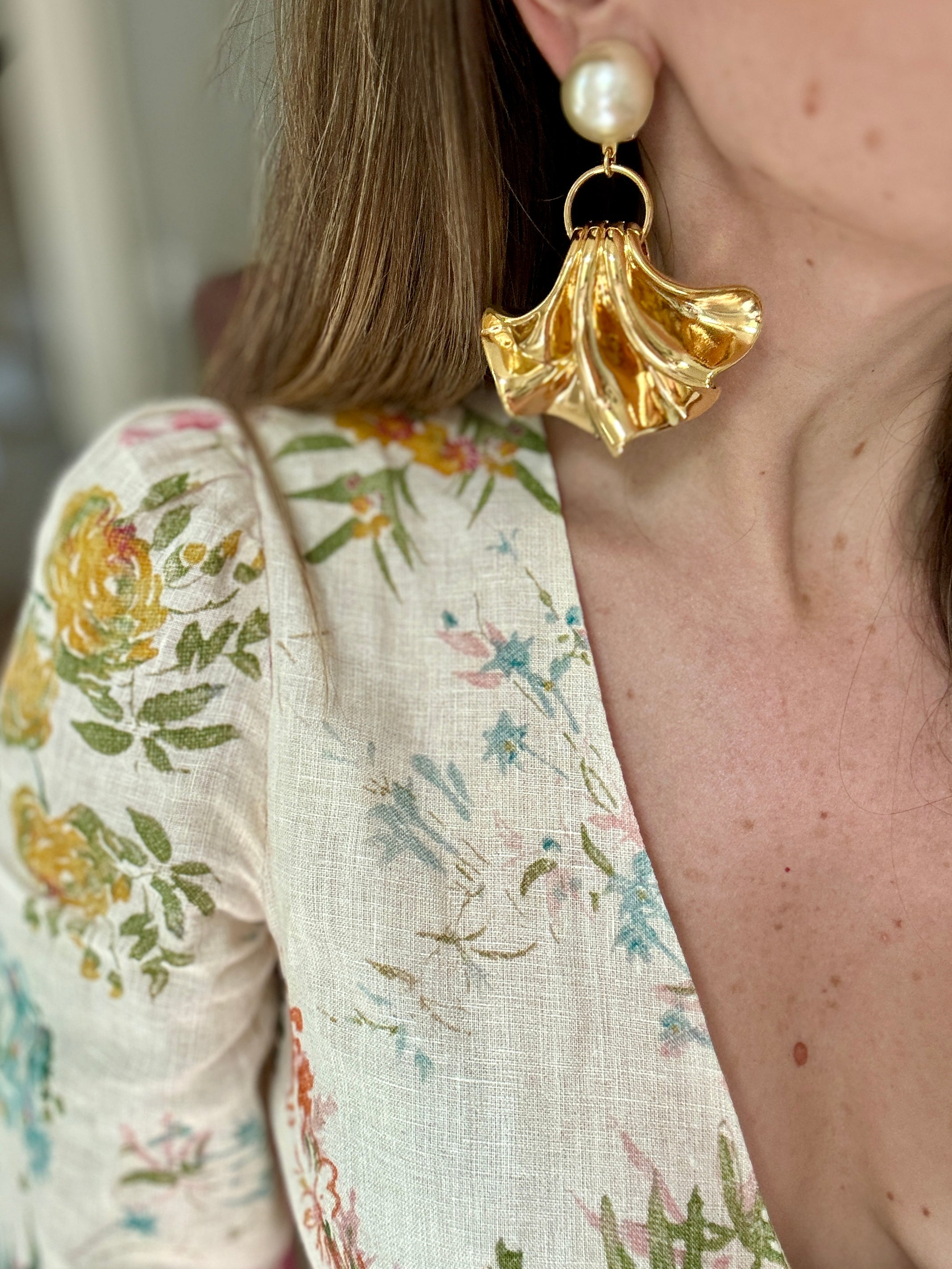 French Gold Fan and Pearl Clip-On Earrings