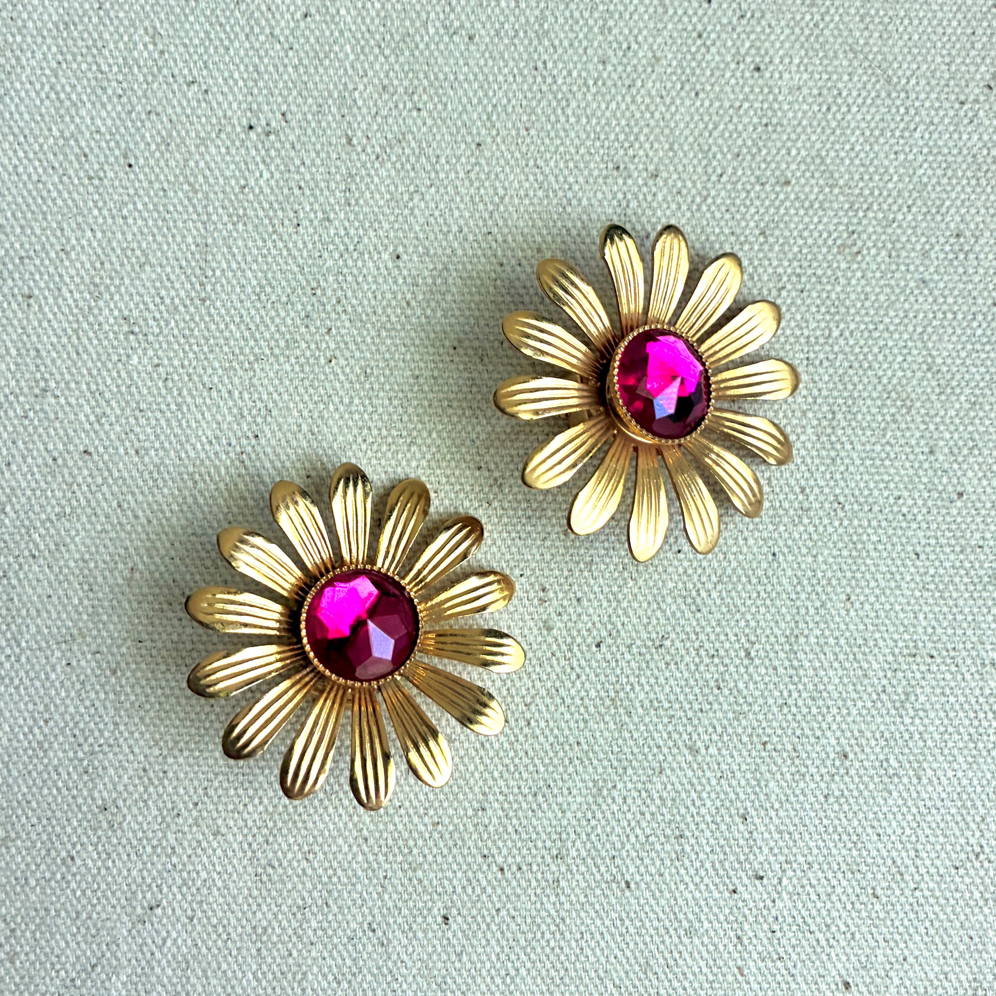 Vintage Italian Gold & Pink Crystal Daisy Earrings