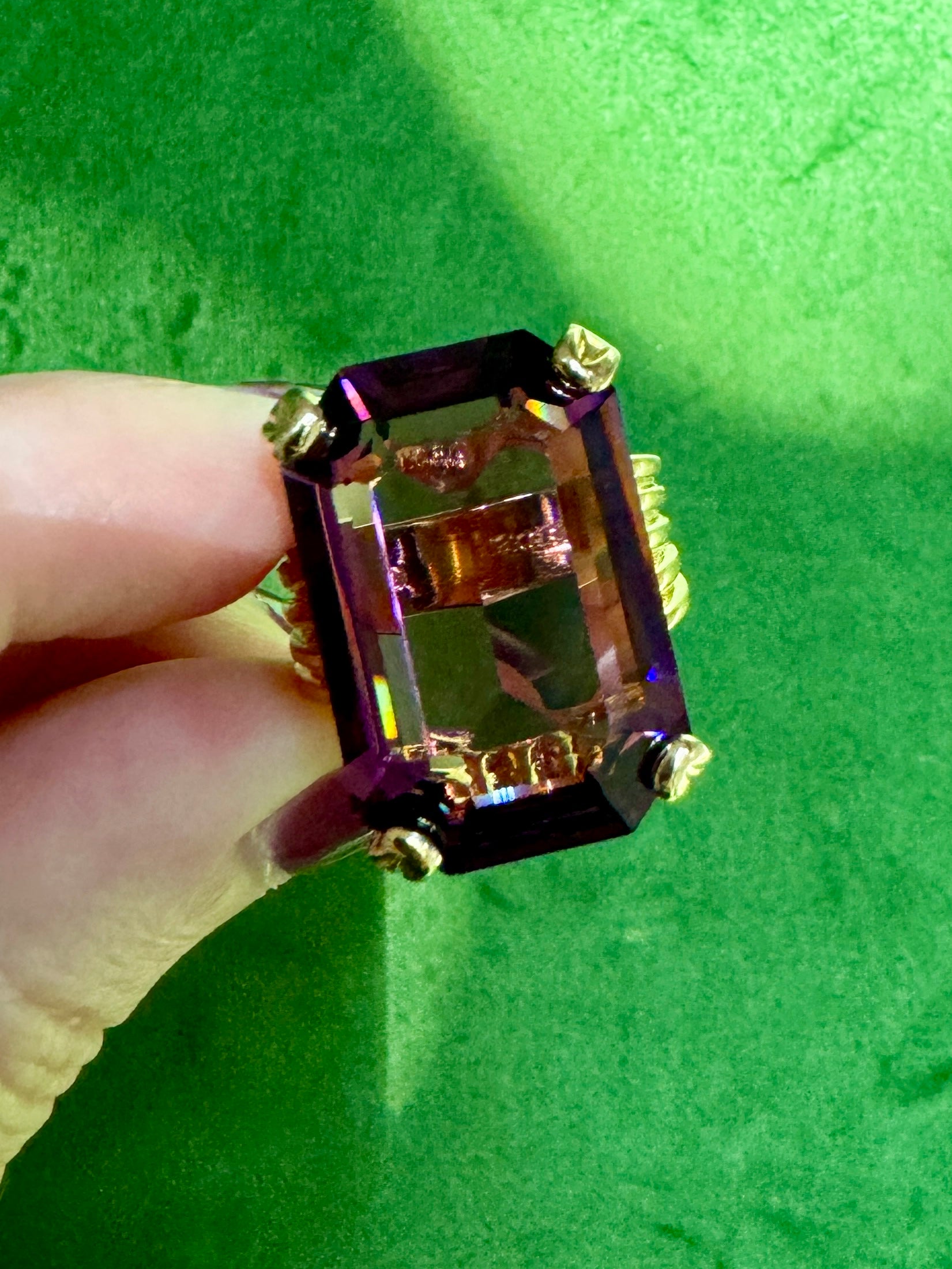 18K Huge Purple Crystal Gold Cocktail Ring Size 7