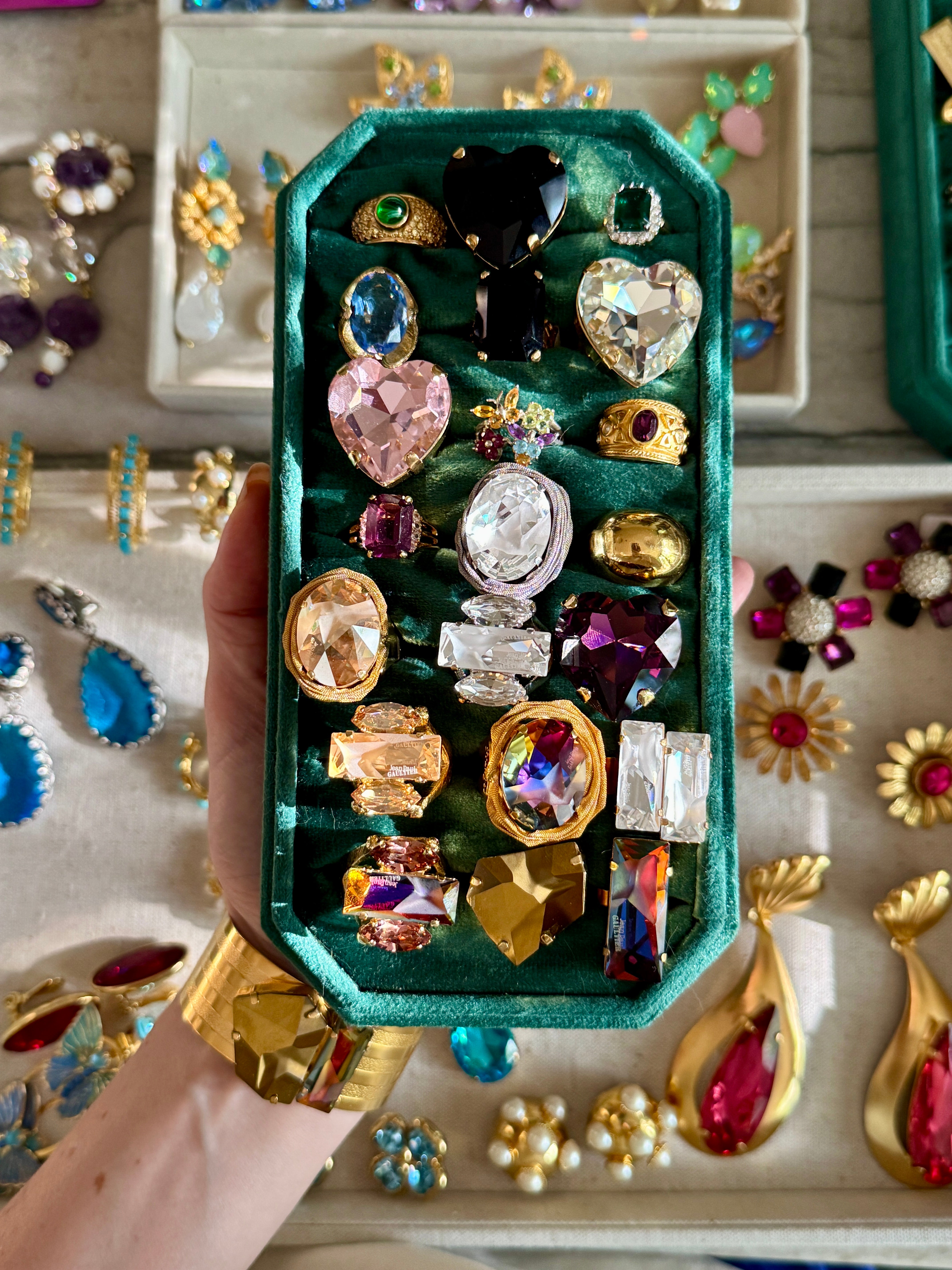 Huge Crystal Heart Ring Four Colors