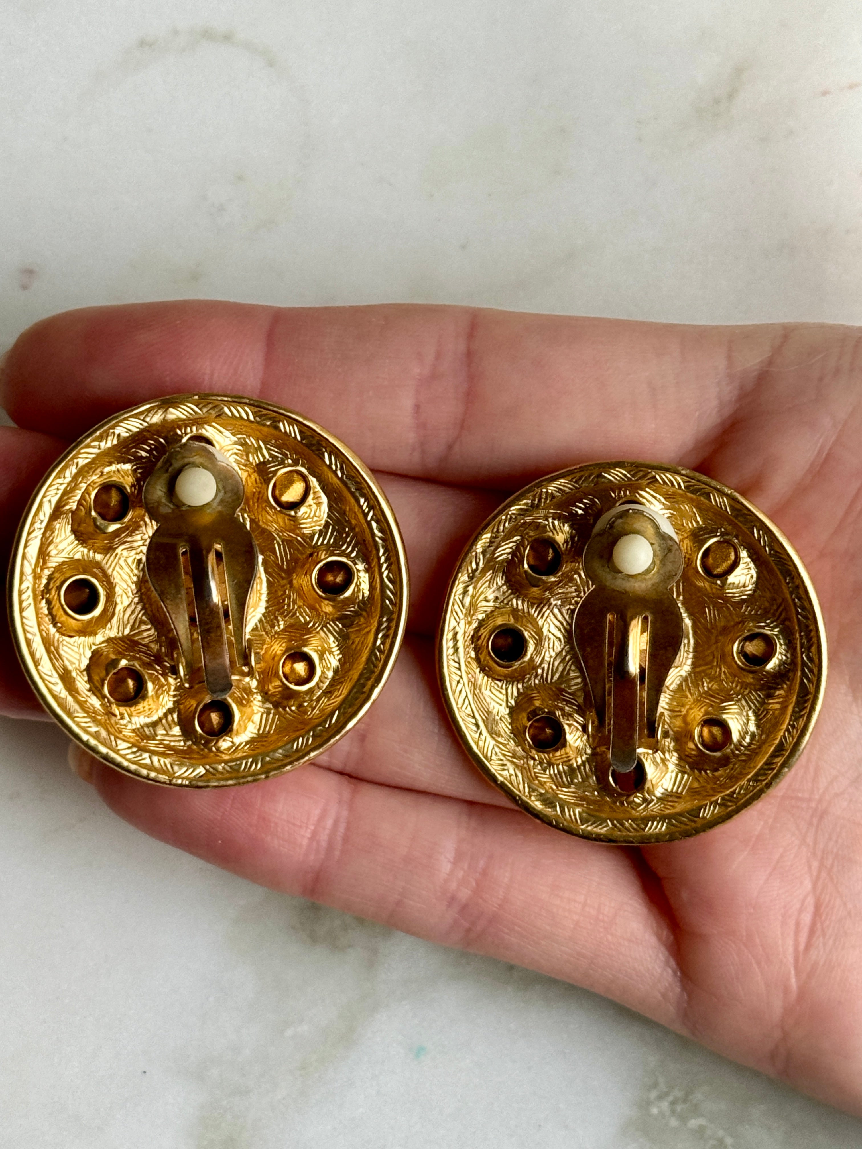 Fabulous 90s Golden Crystal Circle Earrings