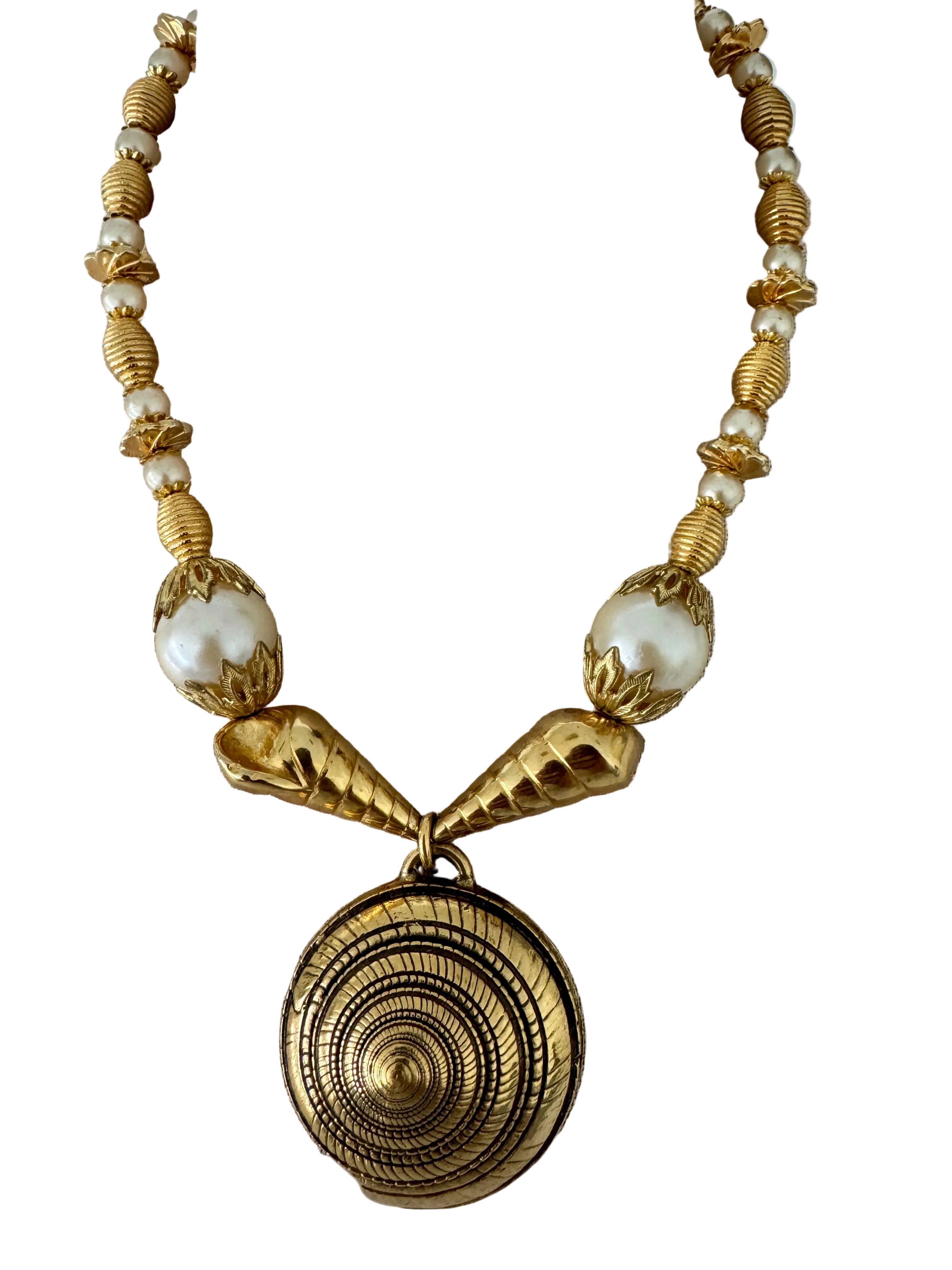 Vintage Gold Shell & Pearl Pendant Necklace