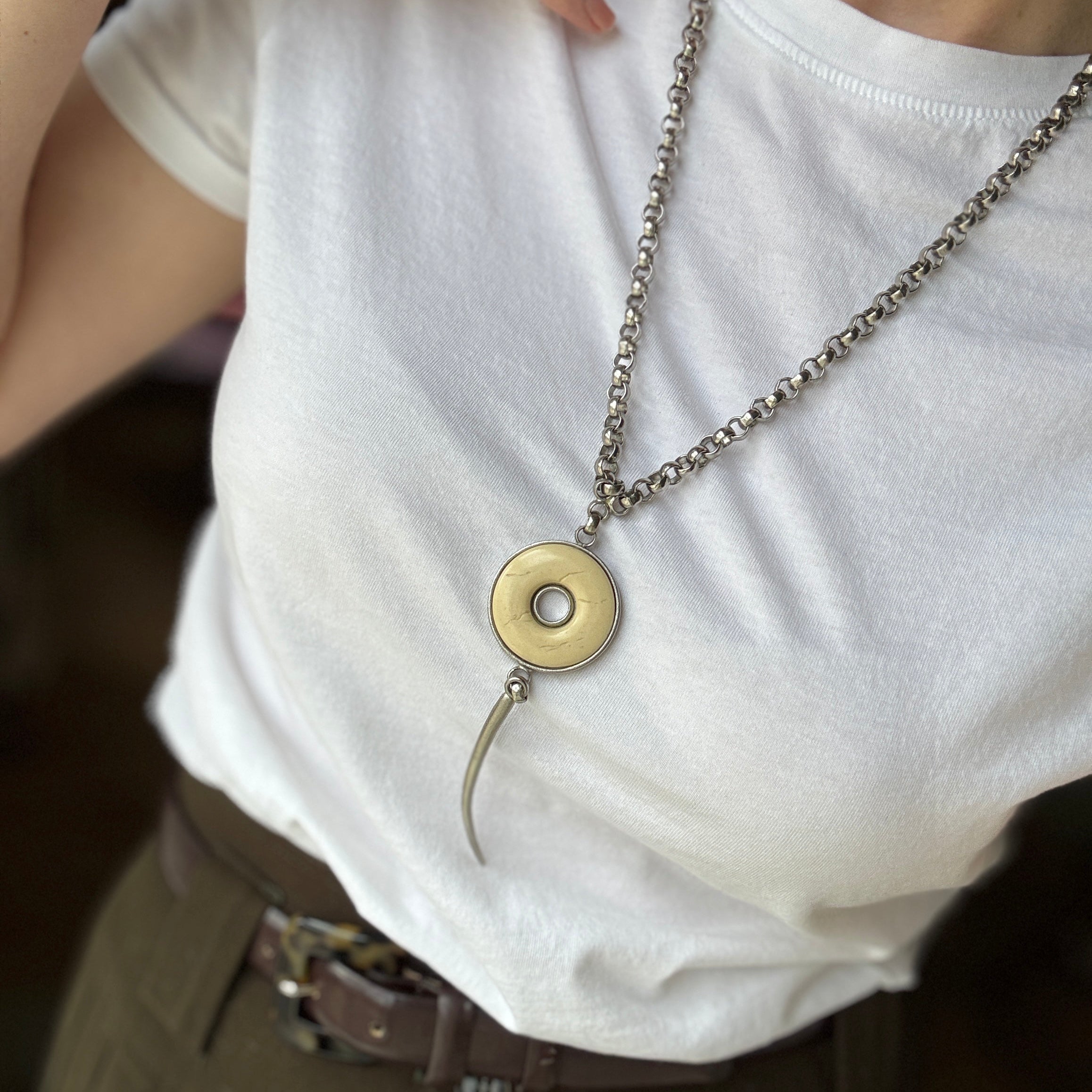 Vintage 80s Designer Roxanne Assoulin Statement Claw Necklace