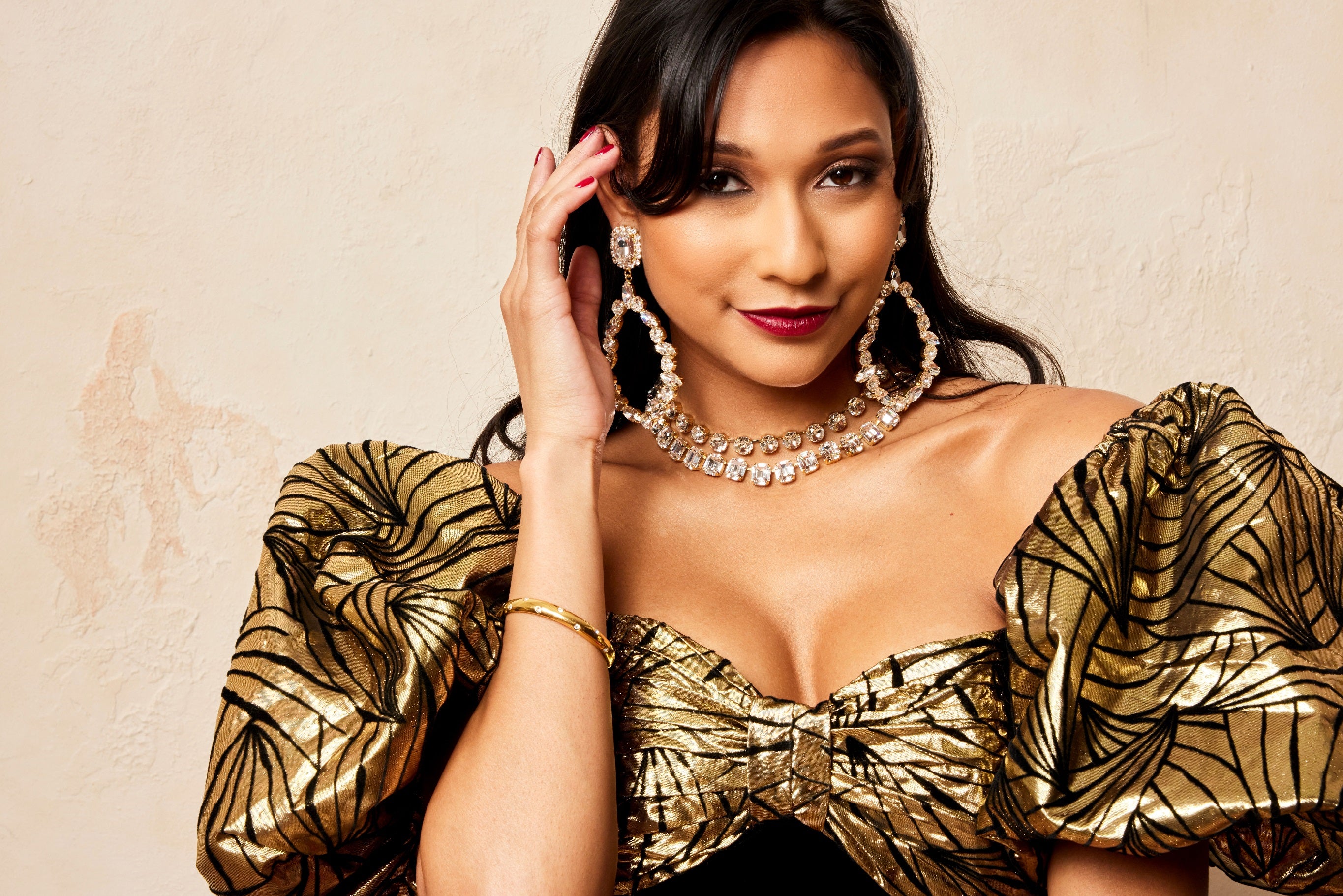 Lizzy Emerald Crystal Chandelier Earrings