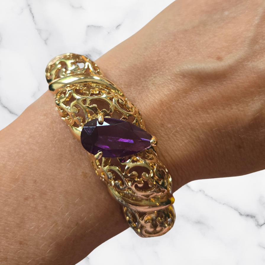 Vintage Gold Bracelet with Amethyst Crystal