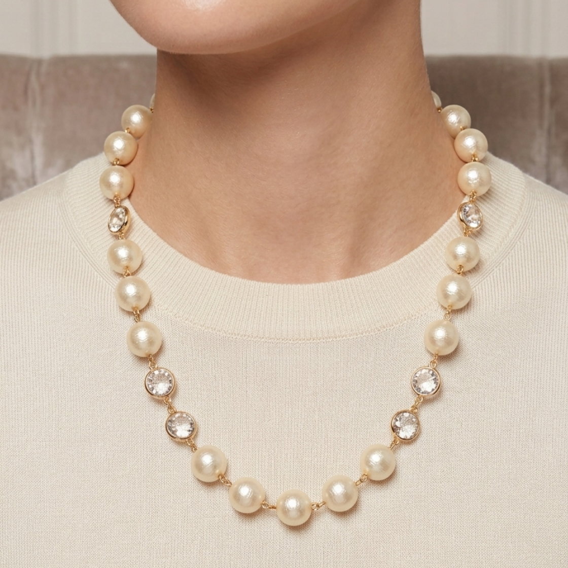 90s Vintage Bijoux Givenchy Pearl Necklace