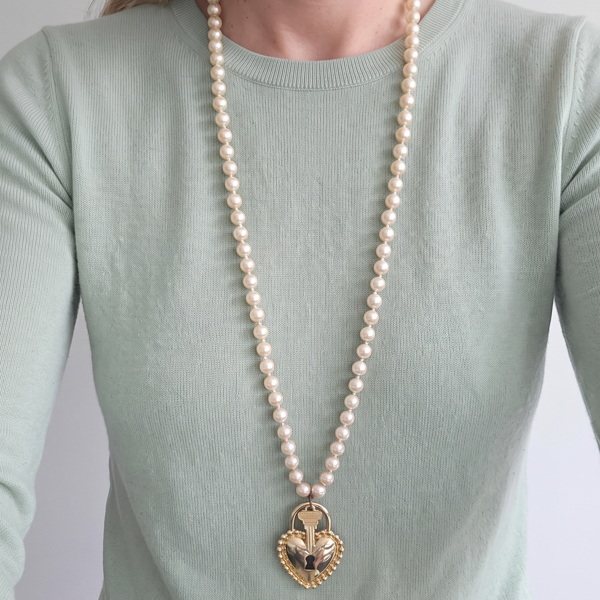 Vintage Glass Pearl Necklace with Gold Heart Lock & Key Pendant