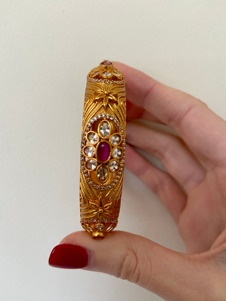 Delicate Gold Mogul Red Jewel Bangle Bracelet